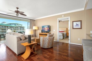 7 habitaciones, tabla de planchar con plancha y cuna de viaje 