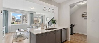 Upscale 2BED | Central Barrhaven