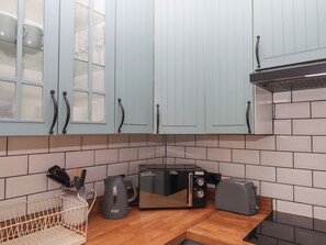 Kochgeschirr/Geschirr/Besteck