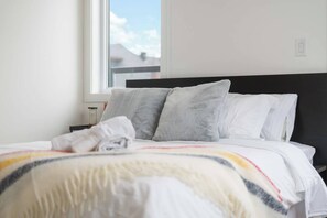 2 chambres, fer et planche à repasser, Wi-Fi, literie fournie