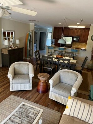 Condo, Multiple Beds, Patio, Pool View (Ocean Reef 306) | Living area