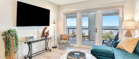 單棟房屋, 多張床, 露台 (White House on Flagler Beach - All) | 客廳