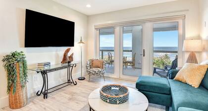 The White House on Flagler Beach - All