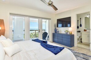 House, Multiple Beds, Balcony (White House on Flagler Beach - All) | 8 bedrooms, individually decorated, individually furnished, bed sheets