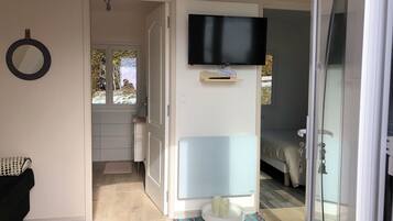 1 Schlafzimmer, Bügeleisen/Bügelbrett, Reisekinderbett, kostenloses WLAN
