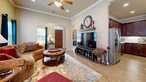 Téléviseur, table de ping-pong, chaßne audio