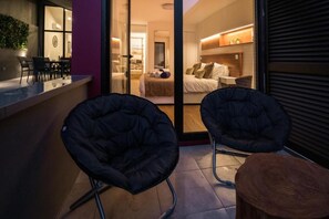 4 habitaciones, tabla de planchar con plancha y wifi gratis 