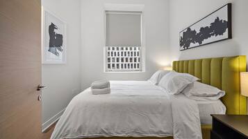 Deluxe Apartment, 2 Bedrooms | Iron/ironing board, free WiFi