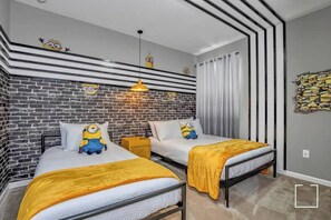 15 chambres, fer et planche à repasser, lit de bébé portatif, Wi-Fi