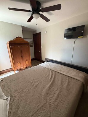 3 عدّة غرف نوم وواي فاي وملاءات أسرّة