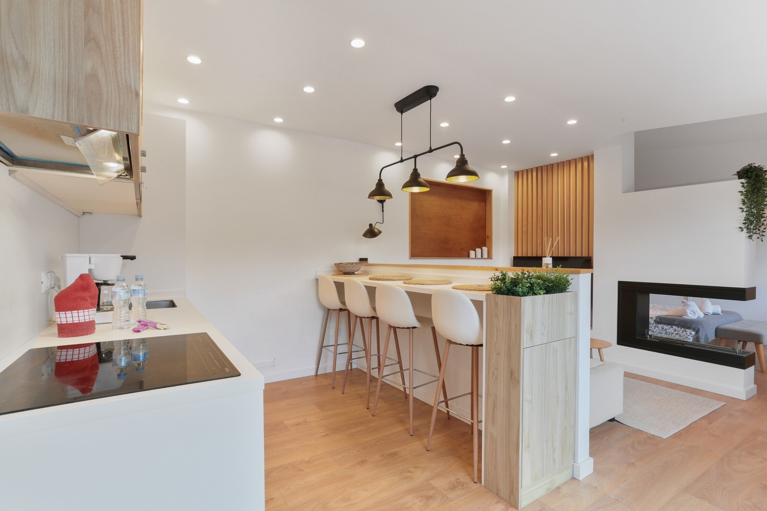 Refrigerador, microondas, horno, placa de cocina