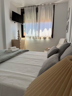 1 bedroom, iron/ironing board, WiFi, bed sheets