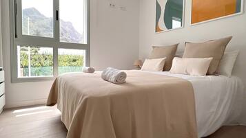 2 slaapkamers, een strijkplank/strijkijzer, wifi, beddengoed