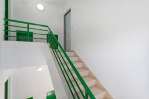 Unclassified image, 5 of 30, button