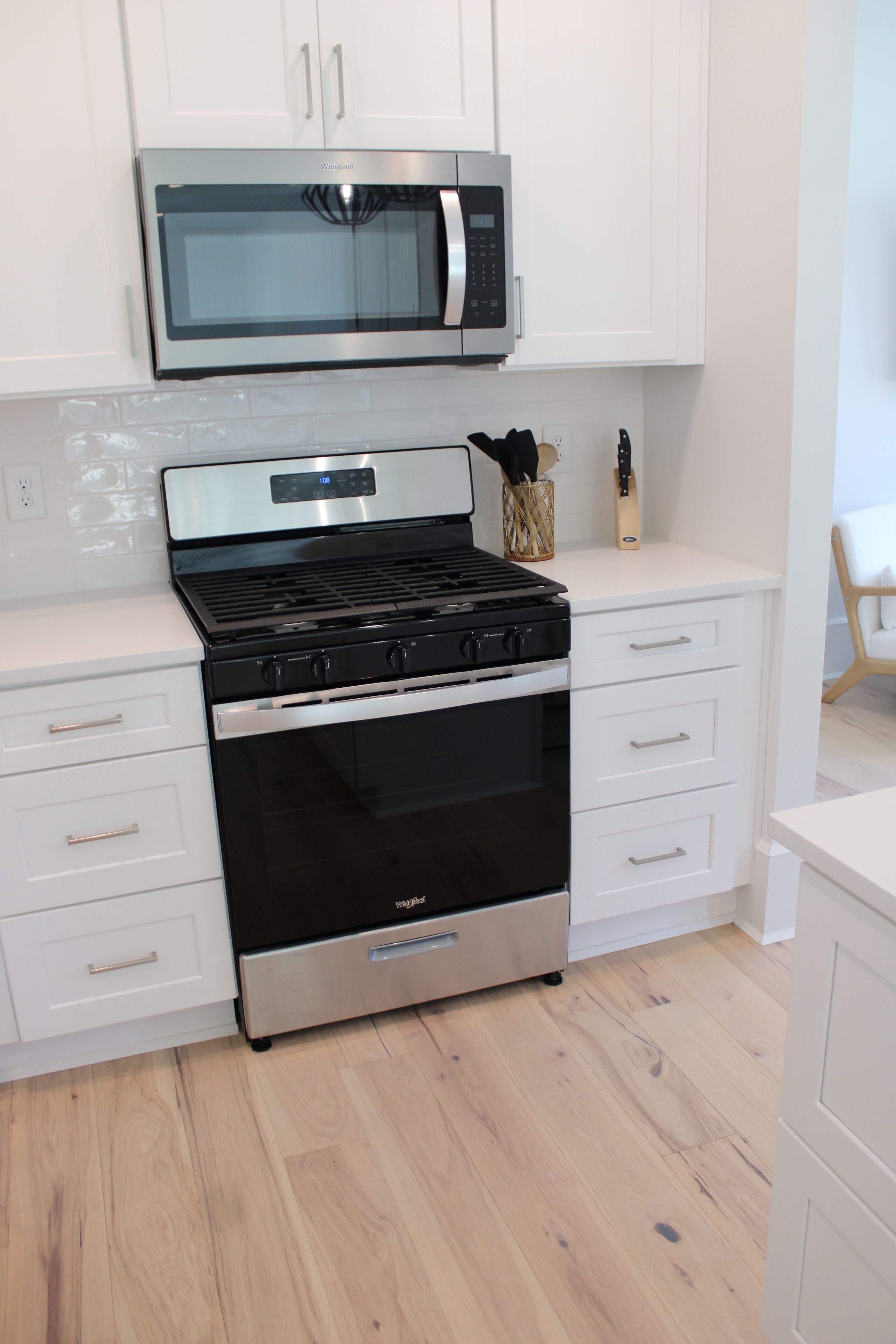 Mikrobølgeovn, ovn, kogeplade, opvaskemaskine