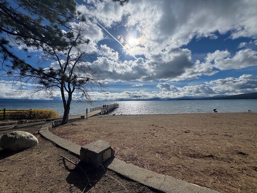 1+ bedroom bungalow in Kings Beach