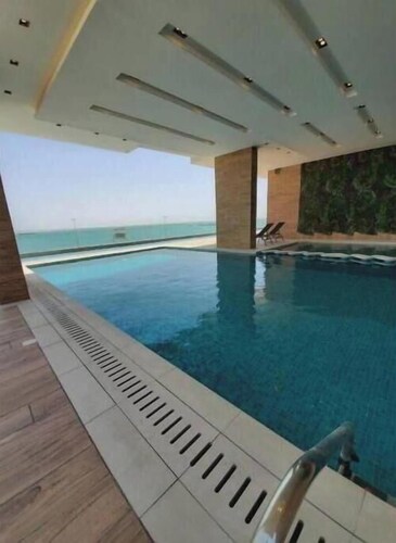 A Luxurious Sea View 1 Bedroom Apartment unit 1