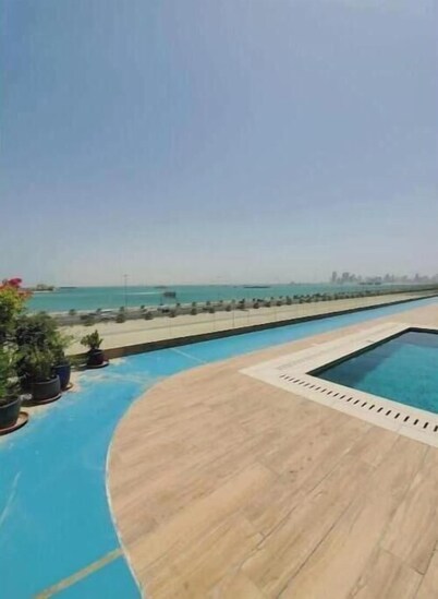 A Luxurious Sea View 1 Bedroom Apartment unit 5