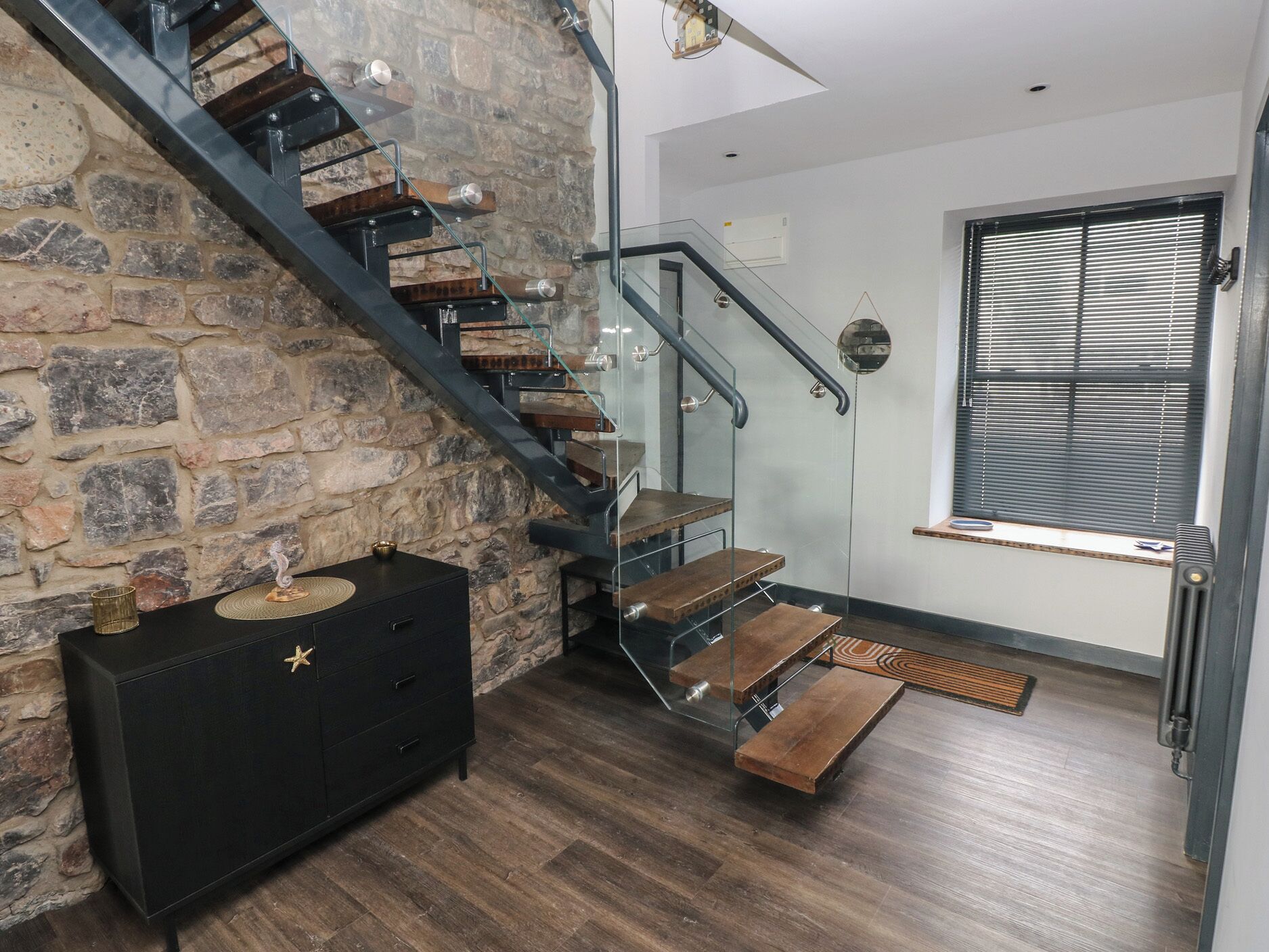 Cottage | Interior