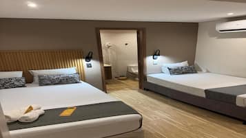 1 bedroom, desk, free WiFi, bed sheets