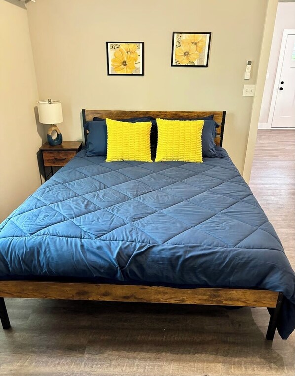 3 dormitorios, tabla de planchar con plancha, wifi y ropa de cama