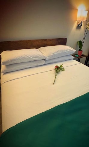 Peralatan tempat tidur premium, gebar bulu kapas, meja