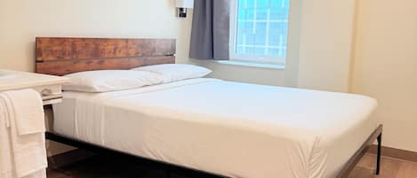 Chambre Deluxe, 1 grand lit | Literie de qualité, couette en duvet, bureau
