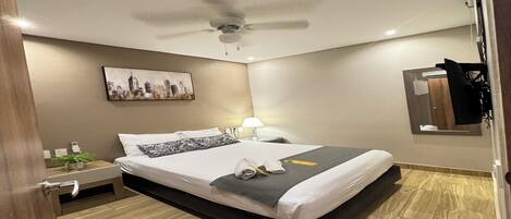 1 habitación, escritorio, wifi gratis y ropa de cama