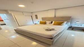 2 soverom, skrivebord, wi-fi (inkludert) og sengetøy