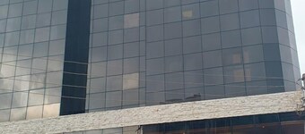 The Grand Empire Hotel