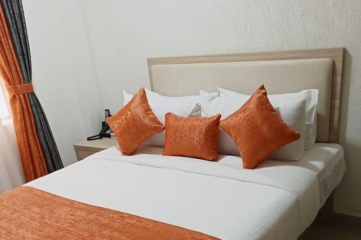 Phòng đơn Deluxe | Truy cập Internet không dây miễn phí, bộ trải giường