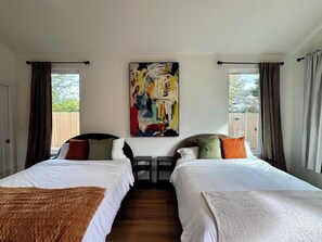 4 室のベッドルーム、アイロン / アイロン台、WiFi、ベッドシーツ