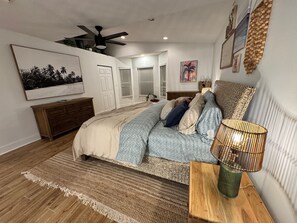 3 bedrooms, in-room safe, iron/ironing board, free WiFi