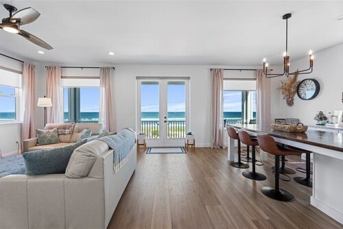 Flagler Beachfront Condo With Balcony Over Ocean View