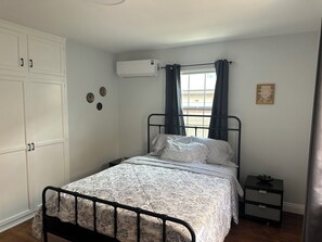 2 habitaciones, tabla de planchar con plancha y wifi gratis 