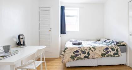 Pebbles guest house room 3