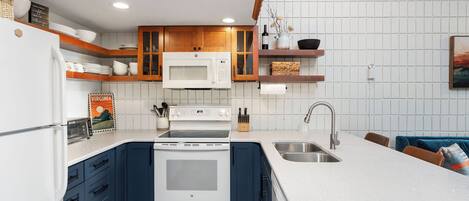 Microwave, oven, stovetop, dishwasher