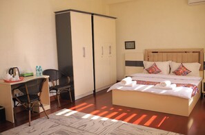 Double Room, Non Smoking, City View | Blackout drapes, soundproofing, iron/ironing board, free WiFi