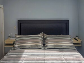 Iron/ironing board, WiFi, bed sheets