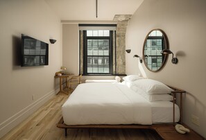 Cortinas blackout, insonorización y tabla de planchar con plancha 