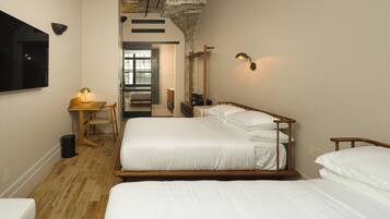Blackout curtains, soundproofing, iron/ironing board, free WiFi
