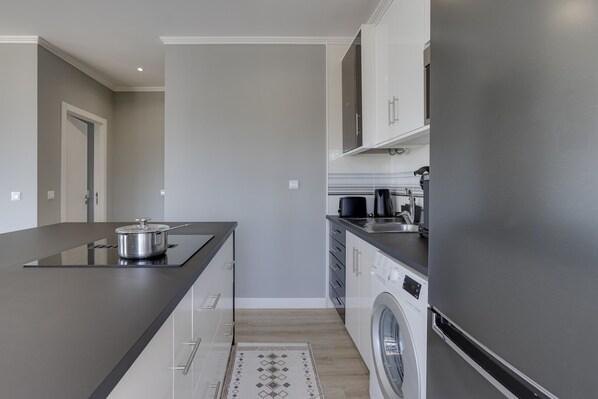 Fridge, microwave, oven, dishwasher