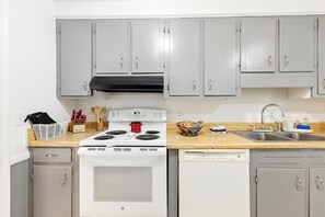 Microwave, oven, stovetop, dishwasher