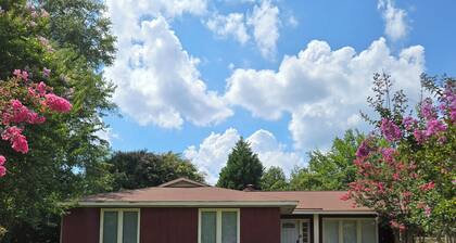 Charming 3-bedroom house in Terrific Columbia with AC