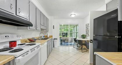 Charming 3-bedroom house in Terrific Columbia with AC