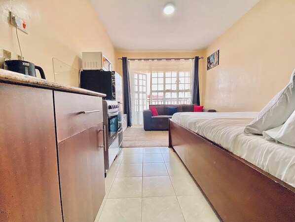 1 bedroom, iron/ironing board, free WiFi, bed sheets