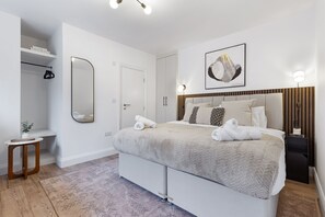 Unclassified image, 4 of 36, button