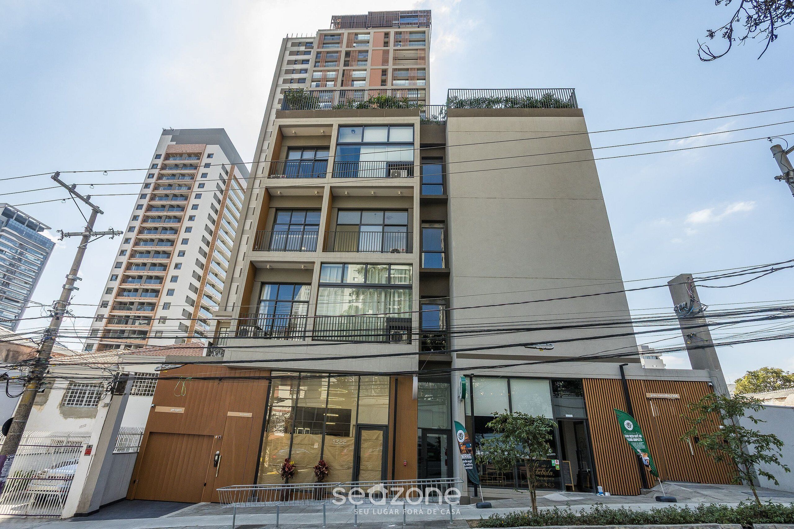 Basic Apartment | Exterior