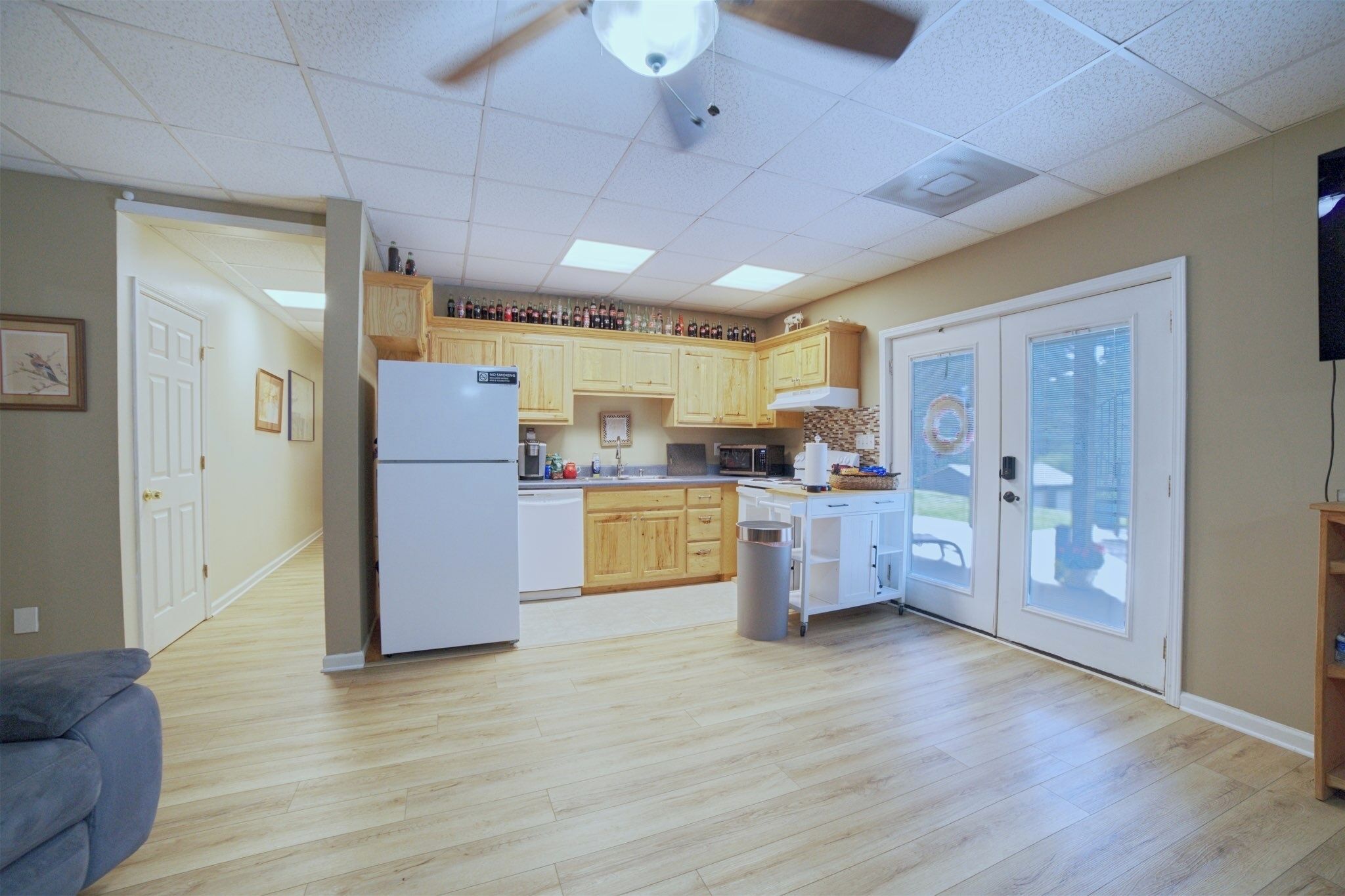 Kylskåp, mikrovågsugn, ugn och spishäll