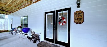 Mountain View 5 Queen Bedrooms WiFi FirePit BBQ